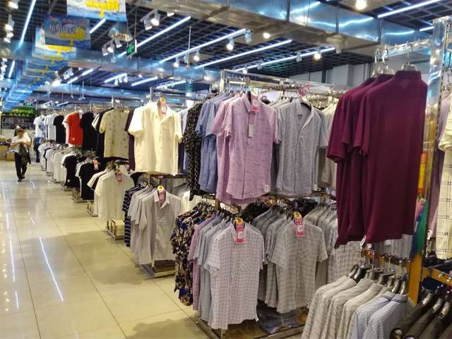 八鋼首家服裝批發(fā)城喜迎父親節(jié)，男士進(jìn)店有禮，鞋帽批發(fā)優(yōu)惠多